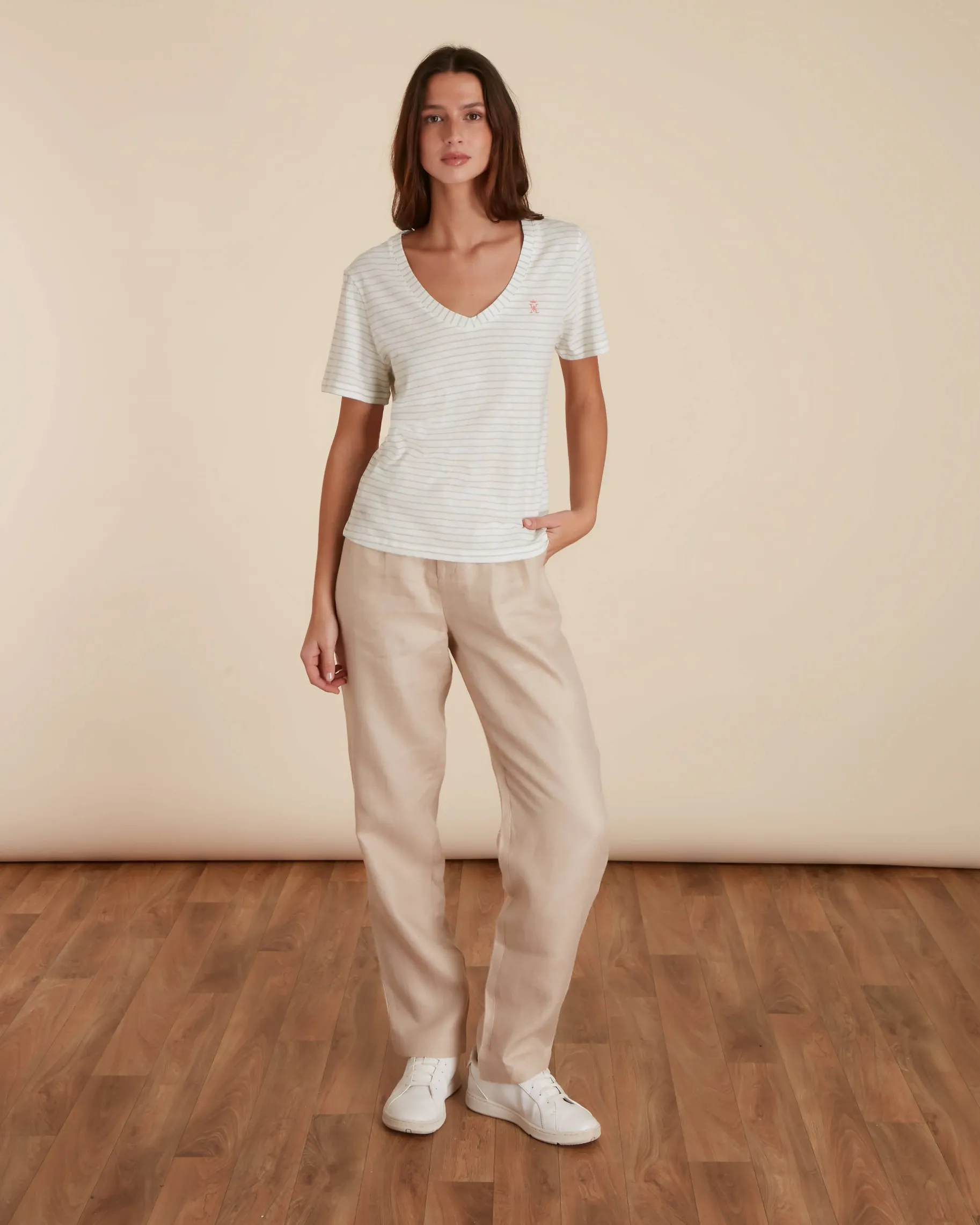 Femme Vicomte A Polos & T-Shirts^T-shirt Col V
