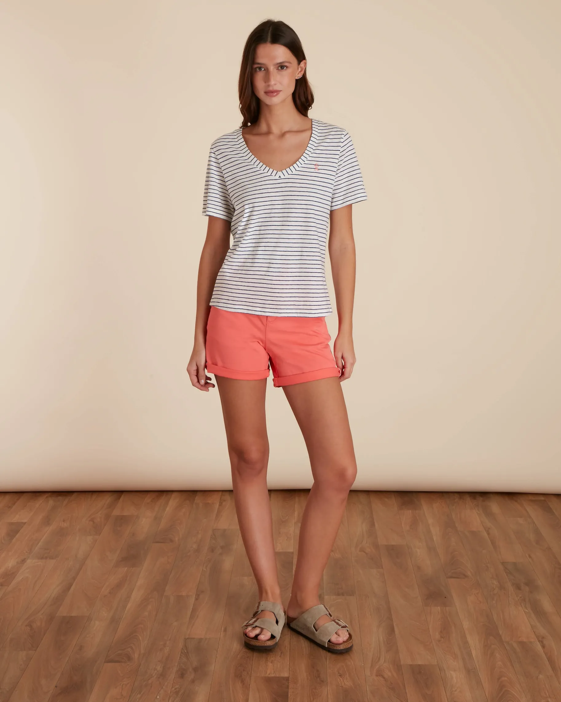 Femme Vicomte A Polos & T-Shirts^T-shirt Col V